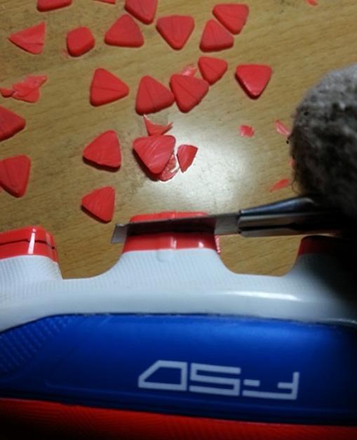 ag足球鞋需要磨钉吗,足球鞋各种钉的优缺点