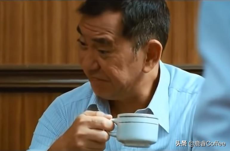 看懂香港冒险时代的电影，廉记咖啡在哪买？