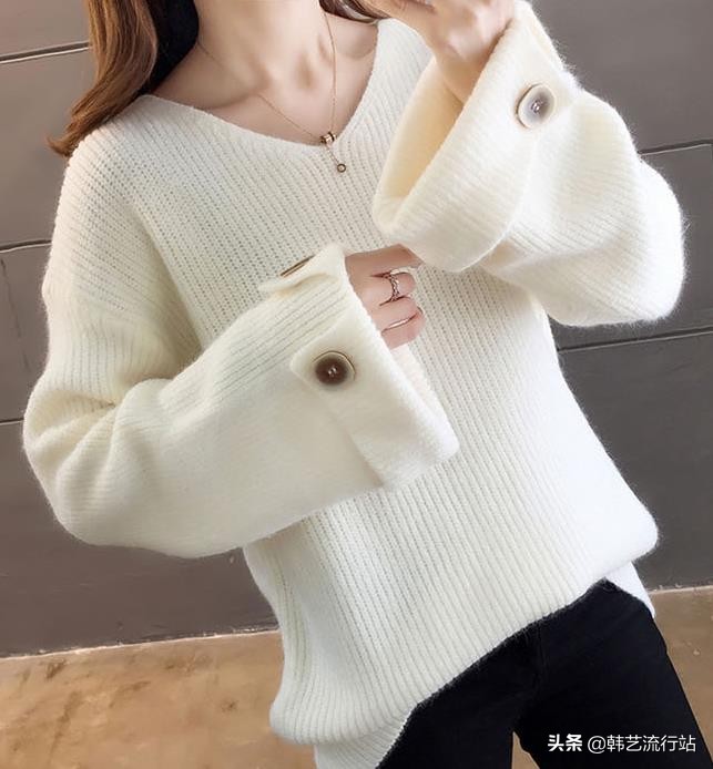2020新春韩国毛衣款式第一波发布，一起分享编织主流最新流行趋势