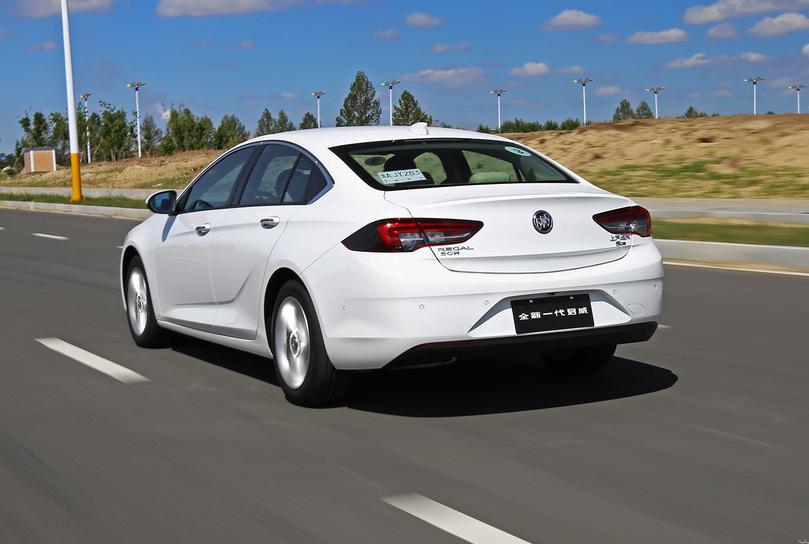 别克君威换大众迈腾,手握20来万买中级车