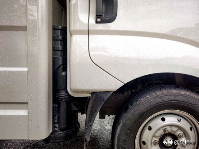 璧蜂簹k2700鍥涢┍杞诲崱,璧蜂簹鍘㈠紡灏忚揣杞2700