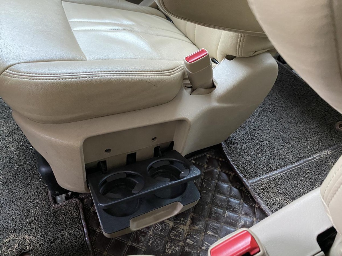 跟别克gl8很像的商务车,最新款别克gl8的性能和评价