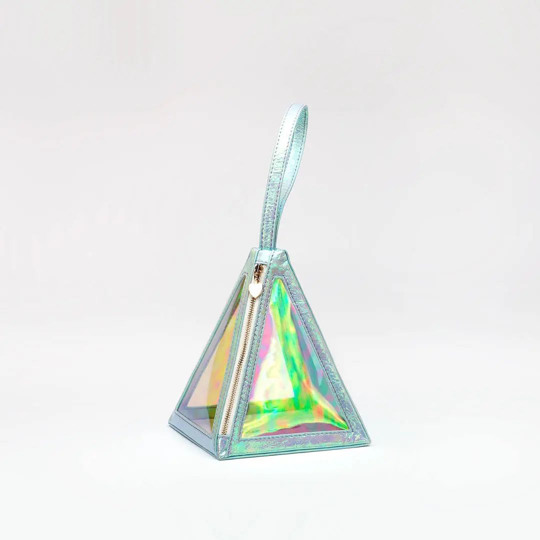 KrisXu：一个被UFO带来的国内设计师品牌包