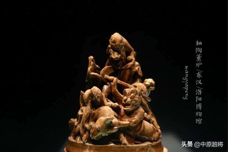 洛阳博物馆专门为二十多件珍宝成立了一个展馆