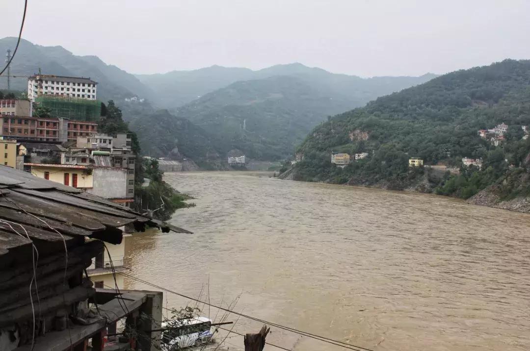 “流量机器”鏖战十八线