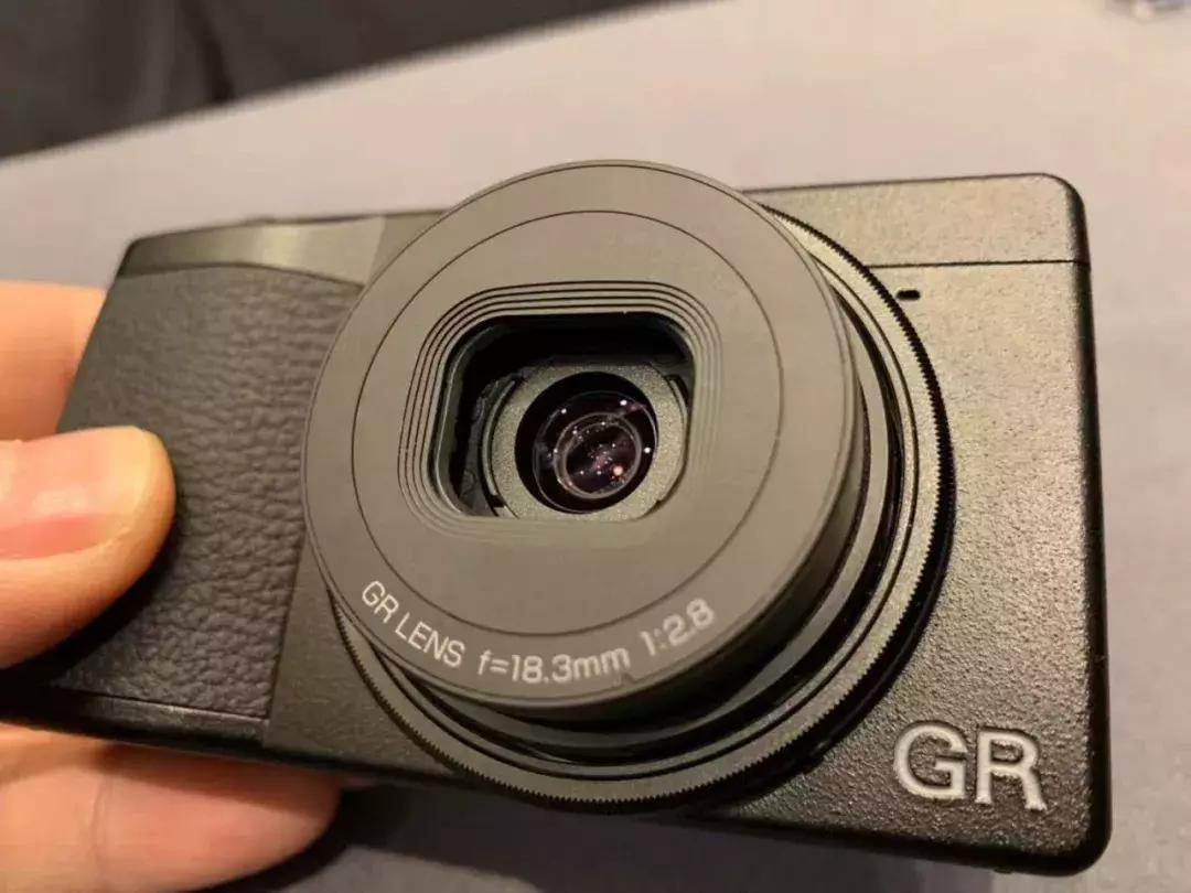 理光GRIII真机亮相！快拍机的全新升级