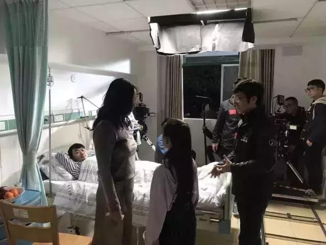 中国版电影摔跤吧爸爸,摔跤吧爸爸在印度什么时候上映