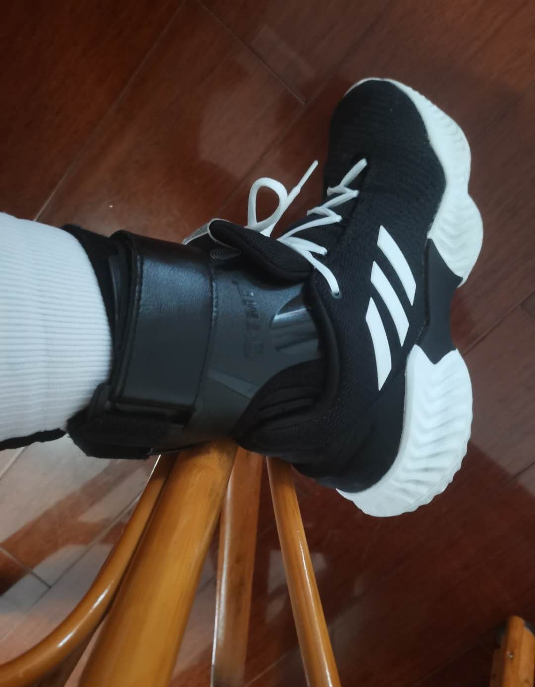 最适配护踝的高性价比篮球鞋：probounce18low