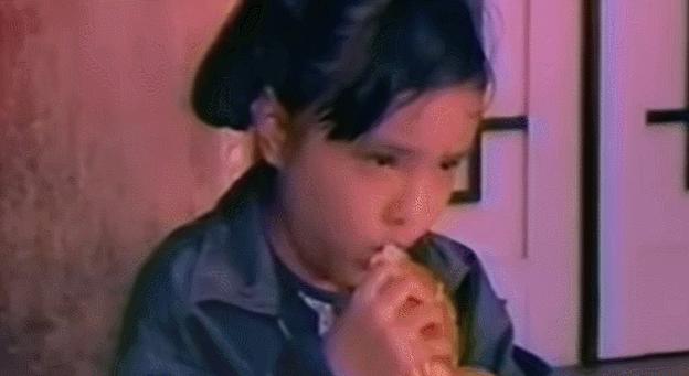 童颜针、裹胸布一代童星成了长不大的圈钱机器,她比房似锦惨多了