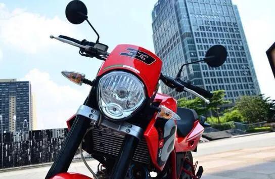 阿普利亚125踏板,阿普利亚125小钢炮