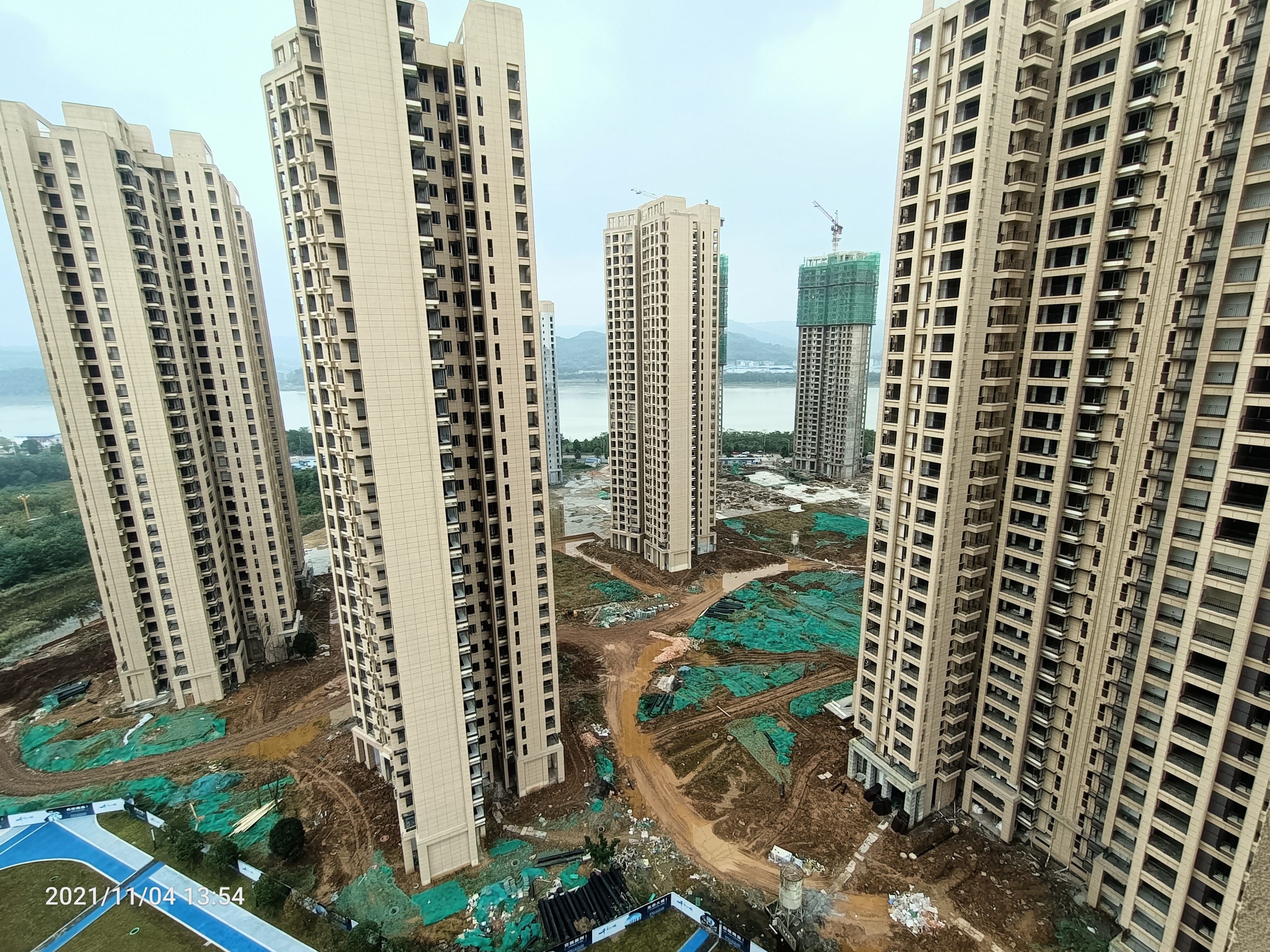 蓝润地产南充首个项目品质到底怎么样呢？蓝润城江湾测评盘点