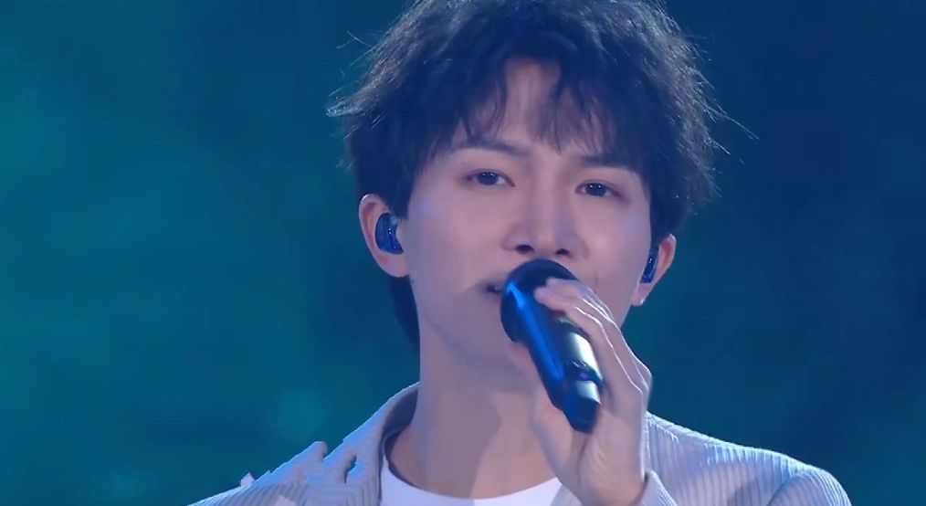 55盛典绝了，王心凌明道时隔16年合体，郎朗吉娜四手联弹燃爆全场