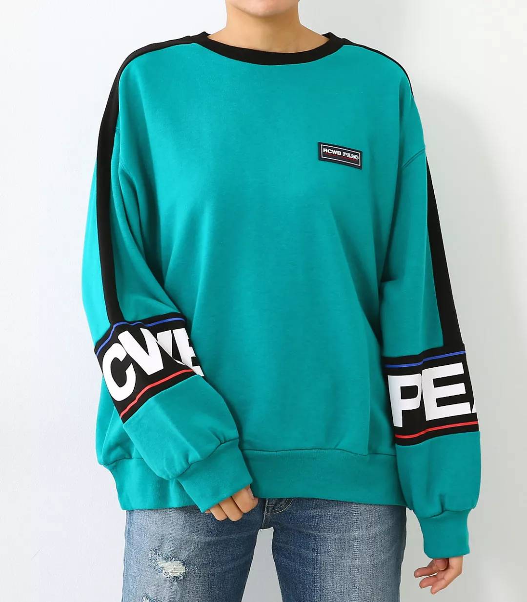 SLY、moussy、RCS等品牌杂志揭载：三吉彩花“东京都市物语”