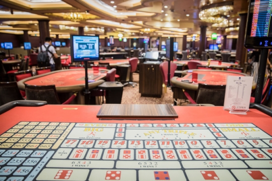 皇家加勒比海洋量子号攻略,皇家加勒比赞礼号邮轮旅游攻略