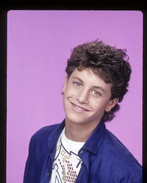 成长的烦恼美剧原版在线看,经典美剧《成长的烦恼》国语版01