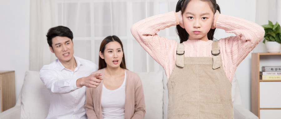 公公婆婆把孩子惯得没法管怎么办,公公婆婆总插手管孩子怎么说