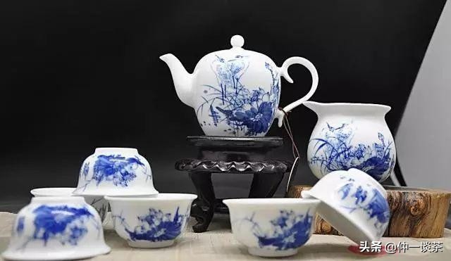 茶具一般挑选什么颜色,茶具选择图案有没有讲究