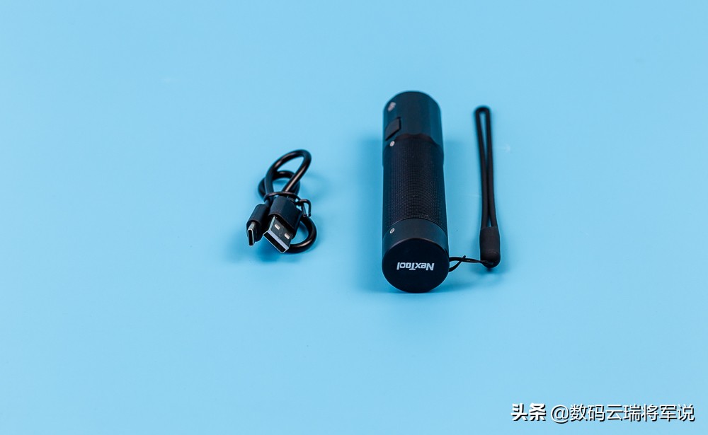 纳拓雷鸣手电筒ip4-6和ip1-3,纳拓户外强光手电筒结构