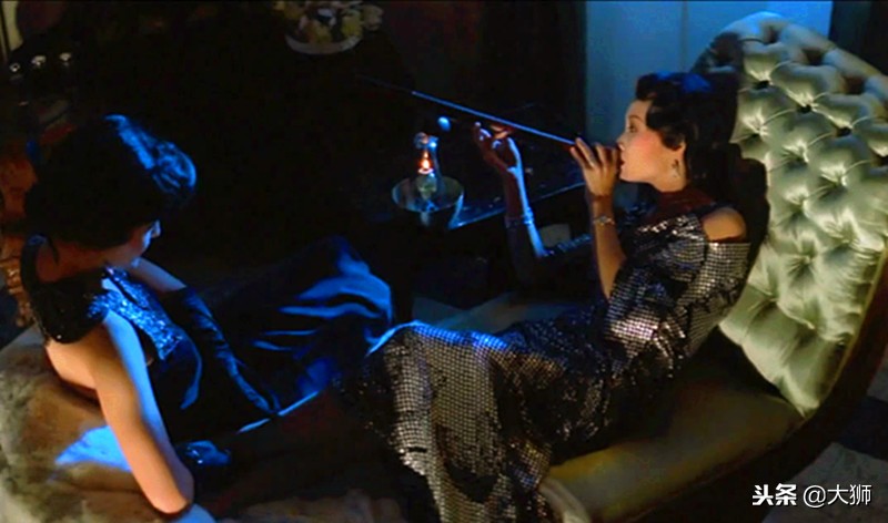 末代皇后婉容变成疯子视频,末代皇后婉容的经历