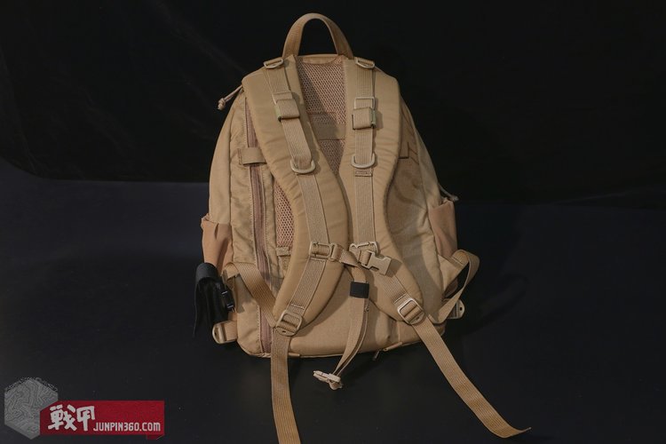 好用才是真理——PECScorpion通勤背包使用简评