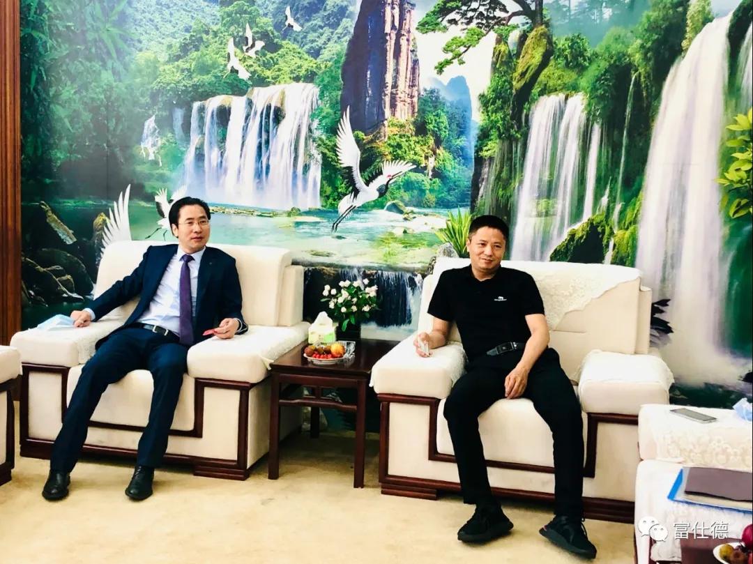 鐑儓娆㈣繋鍏徃棰嗗鑾呬复,鐑儓娆㈣繋鍏徃棰嗗鑾呬复鎸囧