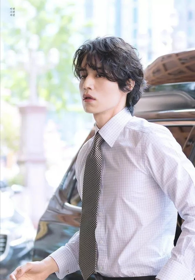 男生怎么找适合自己发型,一个男生如何打扮