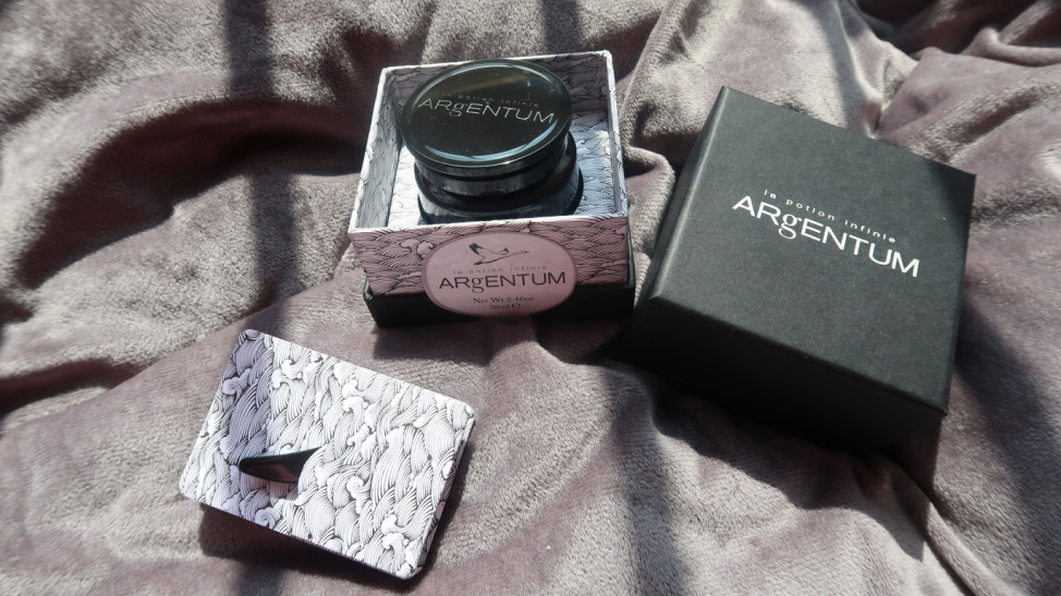 来抄“千元送礼”作业,为下个白色情人节做准备