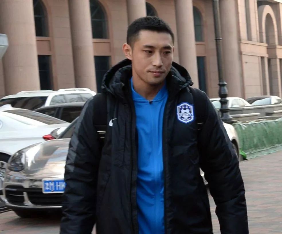 泰达下周集结表,泰达公开训练球员