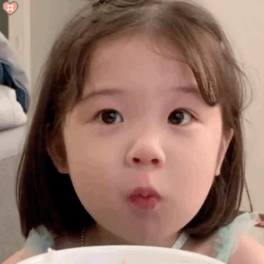 调戏女朋友的套路表情包,撩人表情包你肯定喜欢我