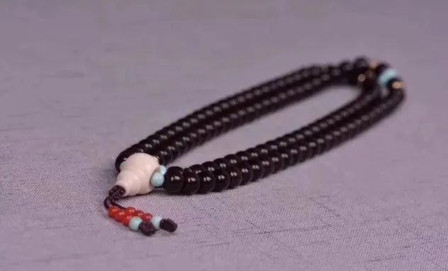 为什么玩椰蒂手串的人不多,椰蒂药片手串为什么不建议买