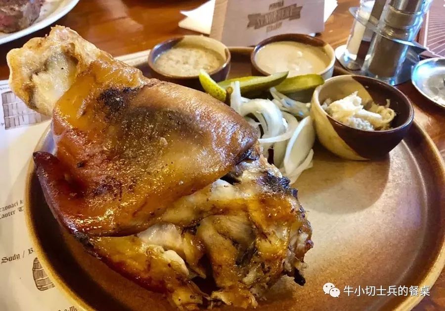 捷克烤猪肘子,捷克斯洛伐克烤猪肉