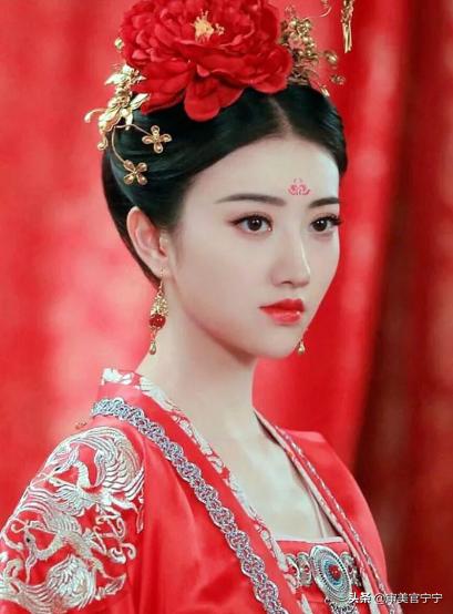 景甜人间富贵花系列,景甜单眼皮能有多好看