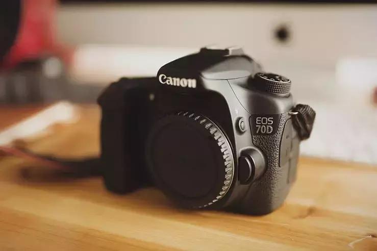 尼康高端单反相机,中高端单反相机性价比