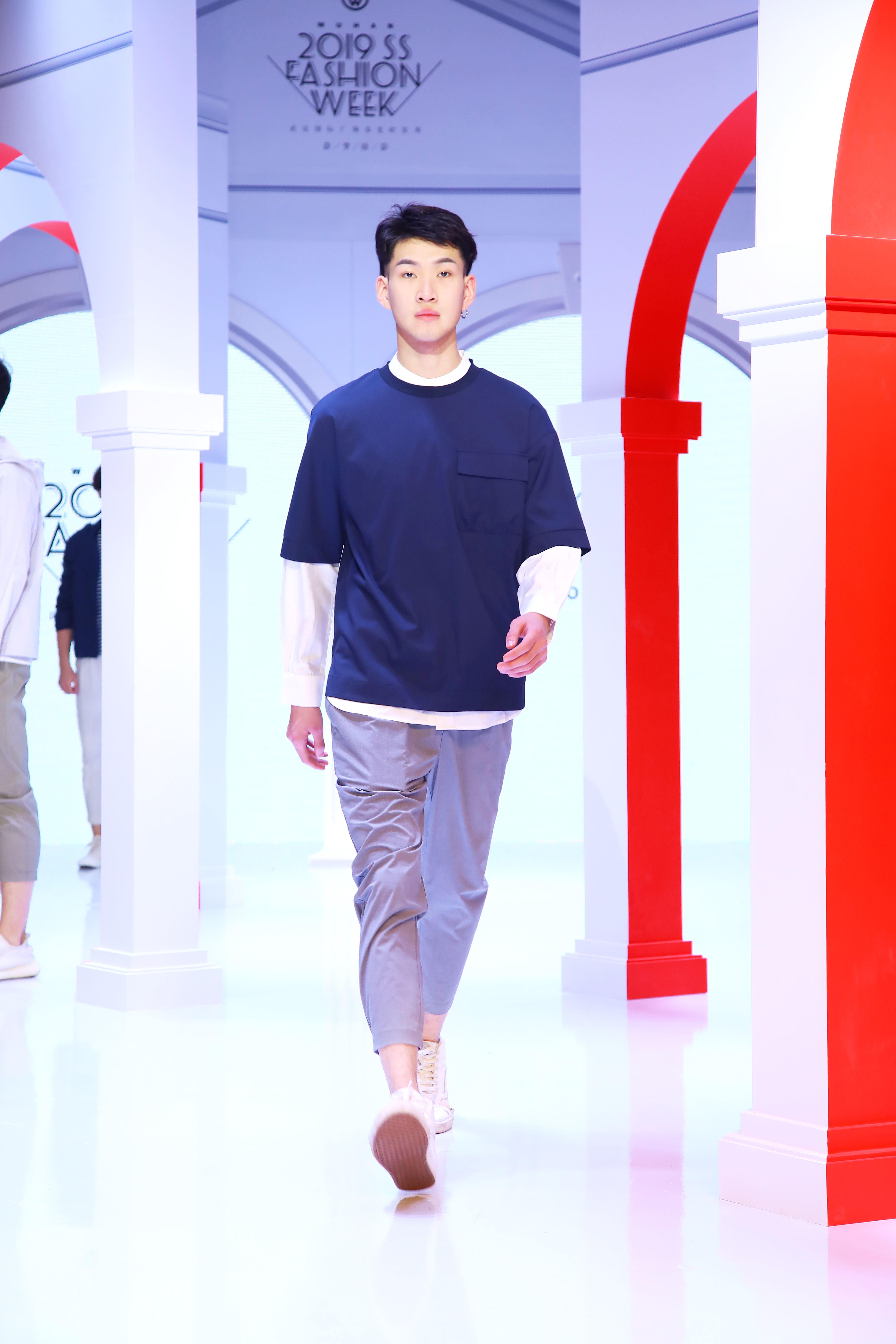 时尚春夏系列秀场,春夏秀场流行趋势