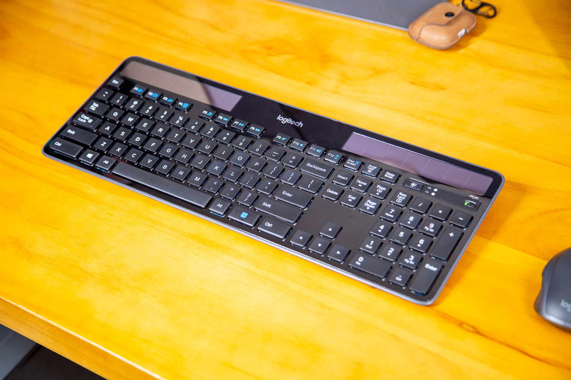 鏃犵嚎閿洏缃楁妧k580,缃楁妧鏃犵嚎钃濈墮閿洏鎺ㄨ崘k780