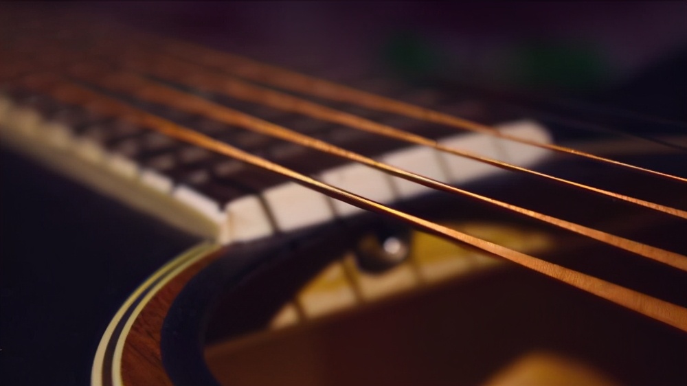 木吉他湿度大怎么恢复,吉他受潮变形修复