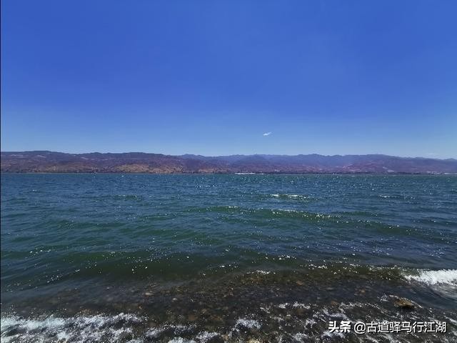 成也螺旋藻,败也螺旋藻~这个中国唯一的湖泊,未来该何去何从?