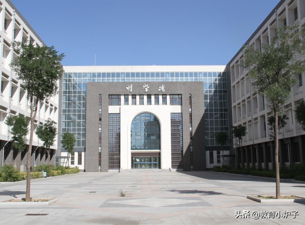 “学生一跳”带红中北大学,没想到以前那么牛,人民兵工第一校?