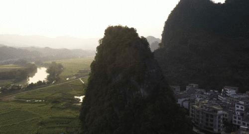 外省旅游团探秘广西巴马长寿之旅,巴马旅游探索巴马的奇妙之旅