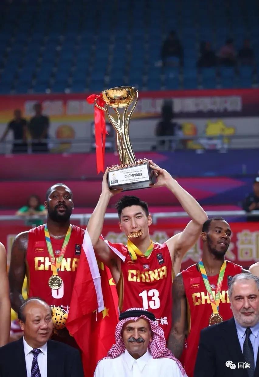 新疆的队长,新疆天山雪豹足球队长