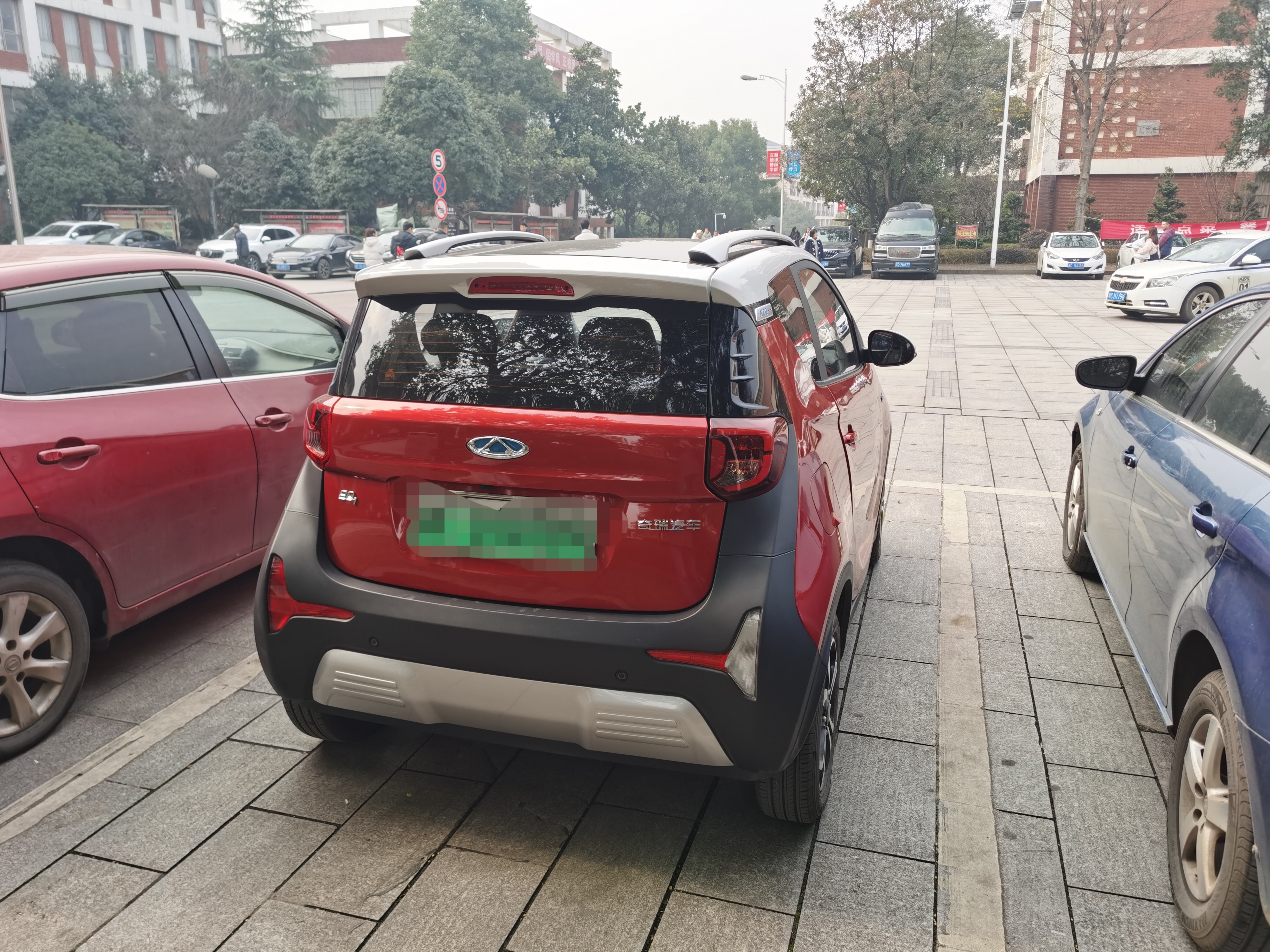 奇瑞小蚂蚁值得购买吗试驾感受,小蚂蚁最大的优点和缺点