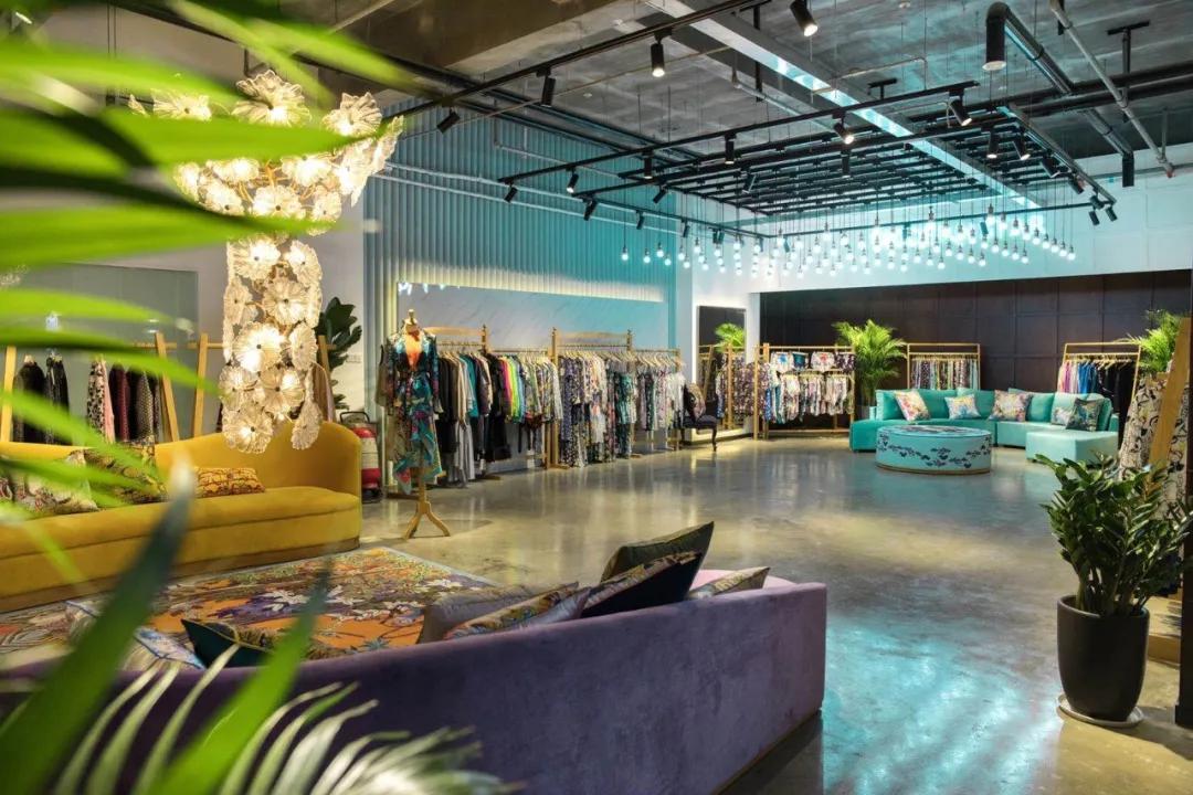 深耕助听器领域15年,深耕家具行业18年