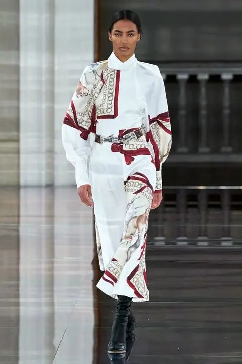 没跟贝克汉姆结婚前，20岁的贝嫂才是辣妹鼻祖