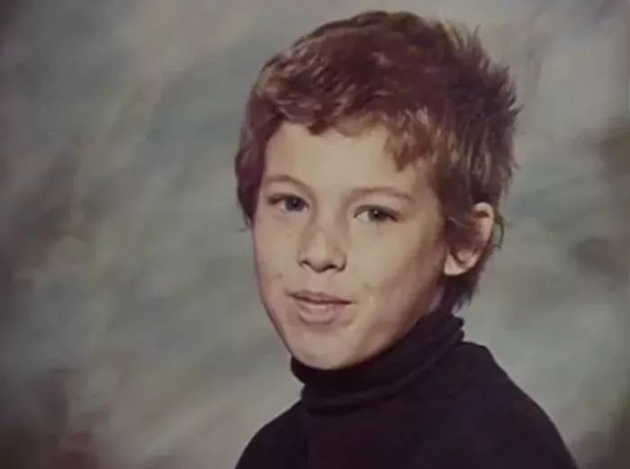 麦昆在时尚界的地位,时尚鬼才麦昆