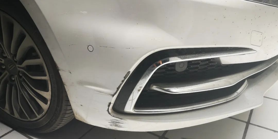 10万买吉利博越够吗,价格最高的一款吉利博瑞