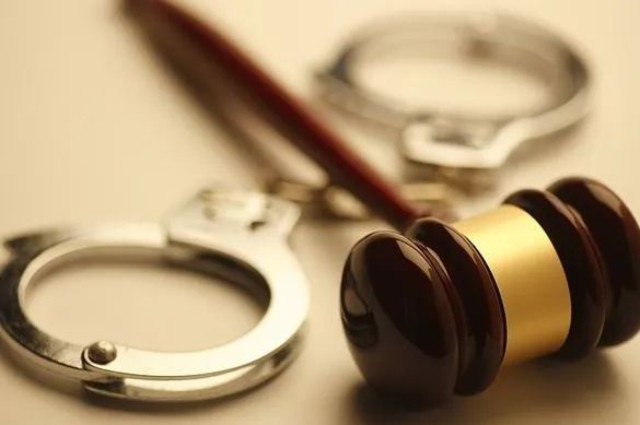 南医大女生被杀案28年后告破新闻,28年前南医女生被杀案怎么告破的