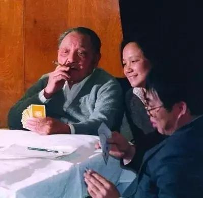 60年代领导抽什么烟,中国近代各国领导人抽什么烟