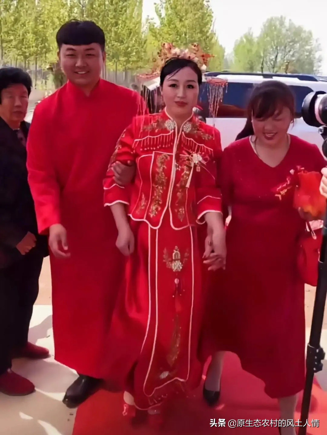 农村25岁小伙娶了离过婚的新娘,农村大龄小伙娶19岁新娘