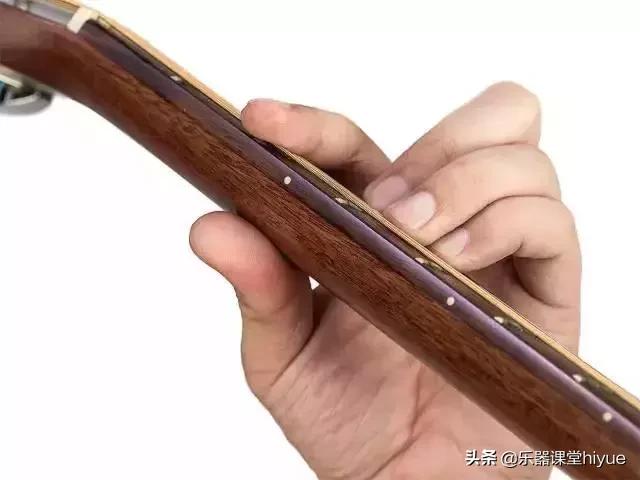 四个最基础的和弦教你,电子琴左手和弦入门简单易懂曲谱