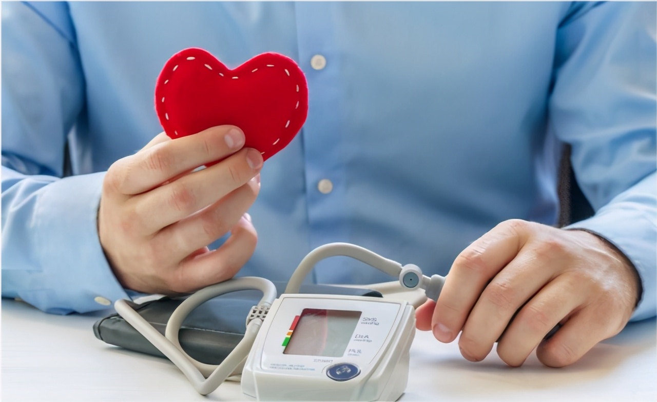 急性心包填塞影响心脏健康,了解掌握病因,探索治疗方法
